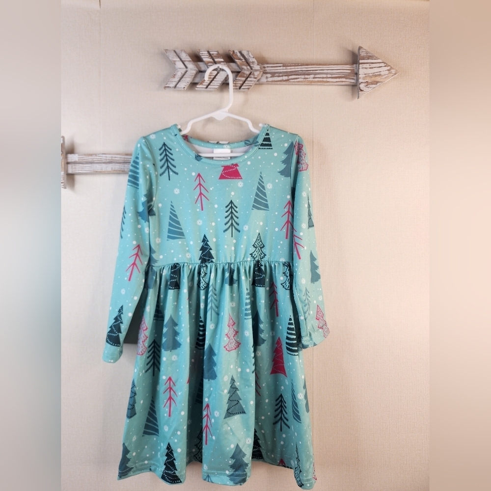 Girls 4/5 Winter Dress